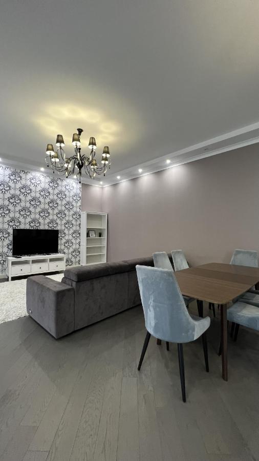 Hotel Manica Esentai City Almaty Extérieur photo