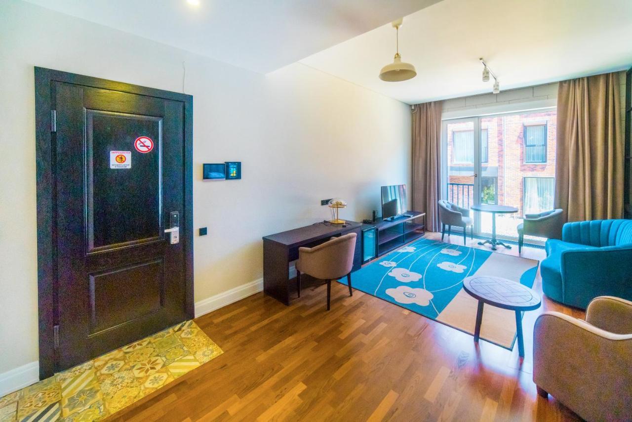 Hotel Manica Esentai City Almaty Extérieur photo