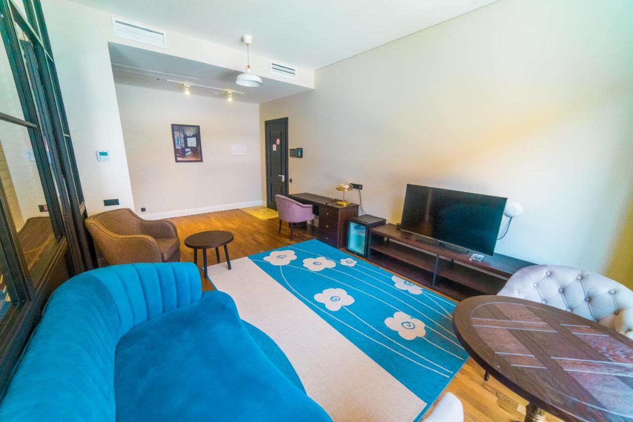 Hotel Manica Esentai City Almaty Extérieur photo